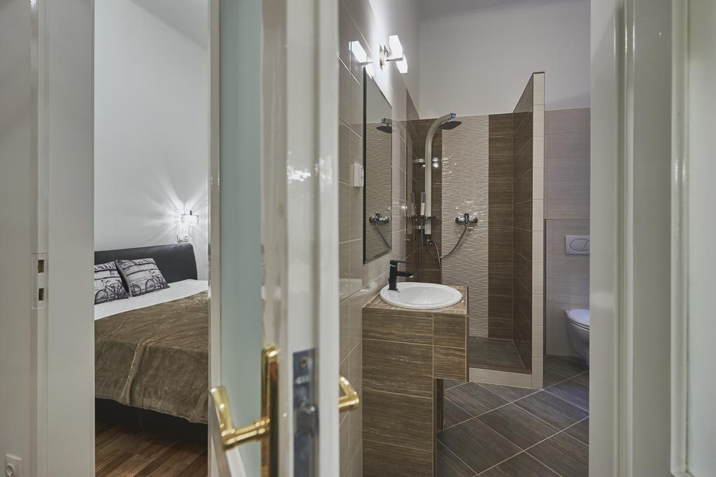Parliament Apartment Budapest Eksteriør bilde